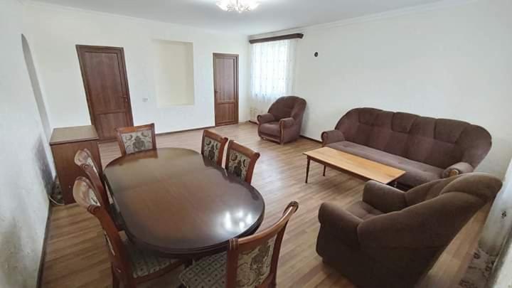 Elegaya Guest House Iczewan Zewnętrze zdjęcie